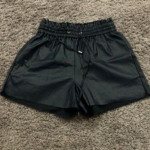 Zenana paper bag shorts